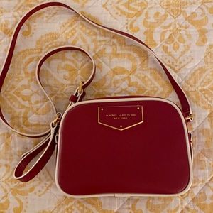 Marc Jacobs authentic Voyager Leather Square Crossbody Bag